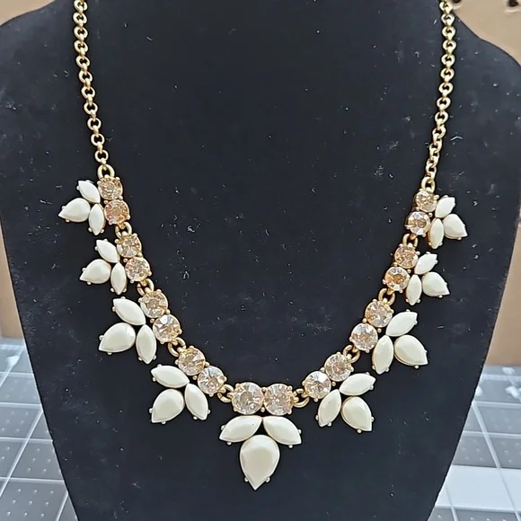 Vintage J.Crew white with rhinestones - Picture 1 of 8